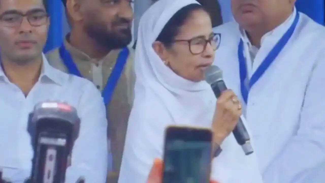 ममता बनर्जी का ईद पर जोरदार भाषण: बीजेपी और मोदी पर कड़े हमले
