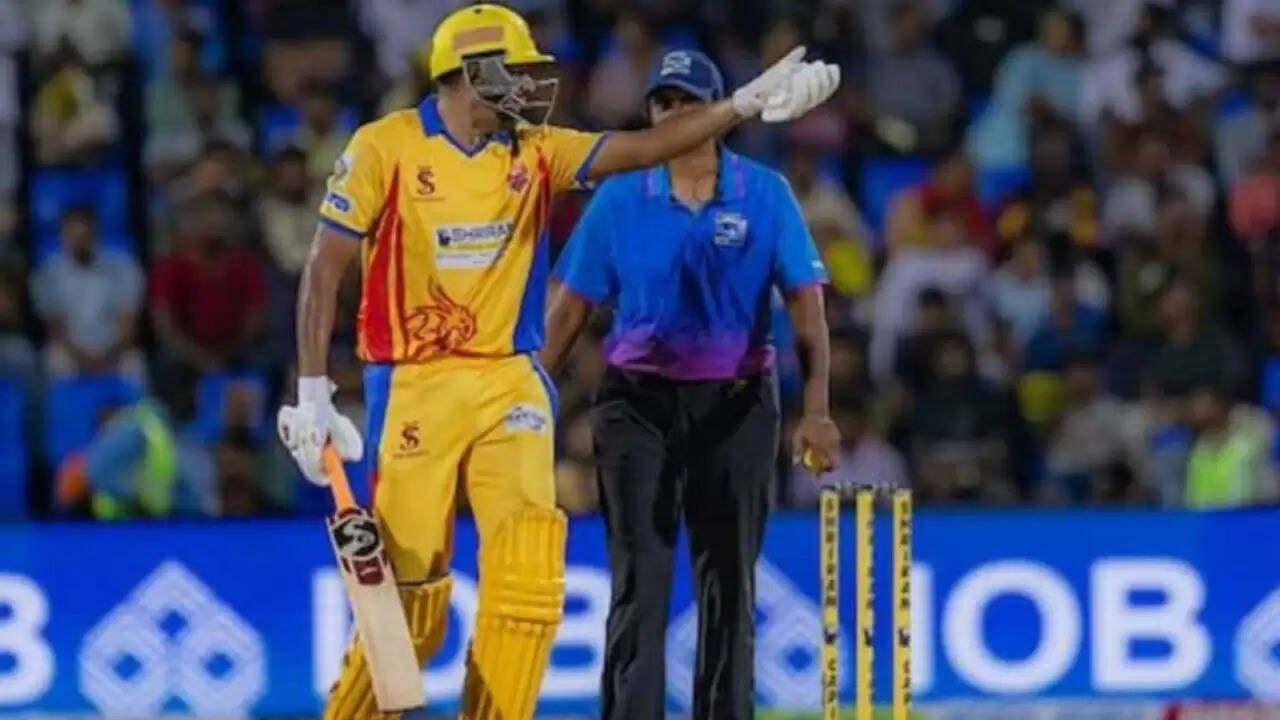 रविचंद्रन अश्विन को TNPL में जुर्माना, अंपायर के फैसले पर जताई नाराजगी