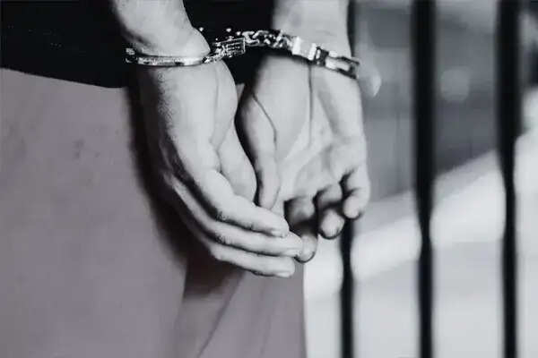 सूरत में नशामुक्ति केंद्र में मरीज की हत्या, चार कर्मचारी गिरफ्तार