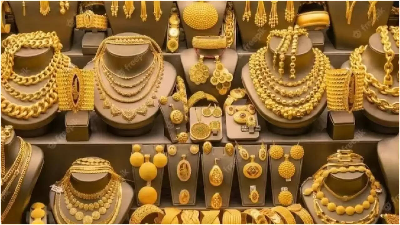 सोने और चांदी की कीमतों में नई ऊंचाई, निवेशकों के लिए फायदेमंद