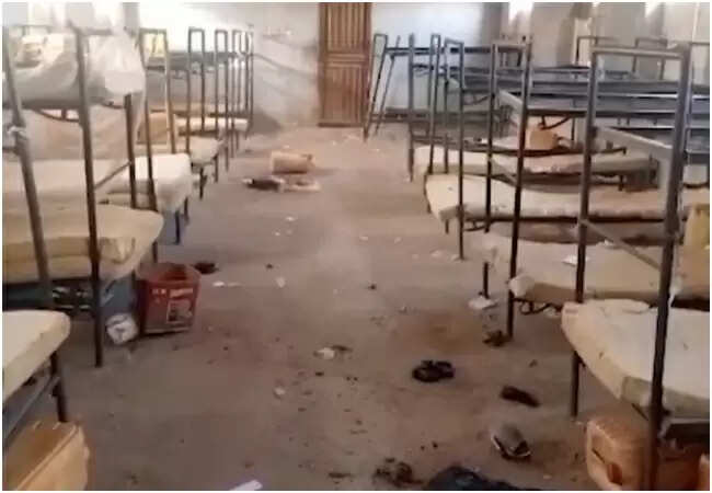 नाइजीरिया में स्कूल से 215 बच्चों और 12 शिक्षकों का अपहरण