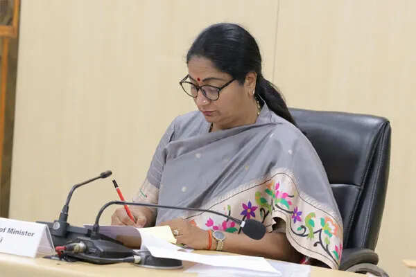 दिल्ली में छठ पूजा के लिए विशेष व्यवस्थाएं, यमुना के किनारे होंगे आयोजन