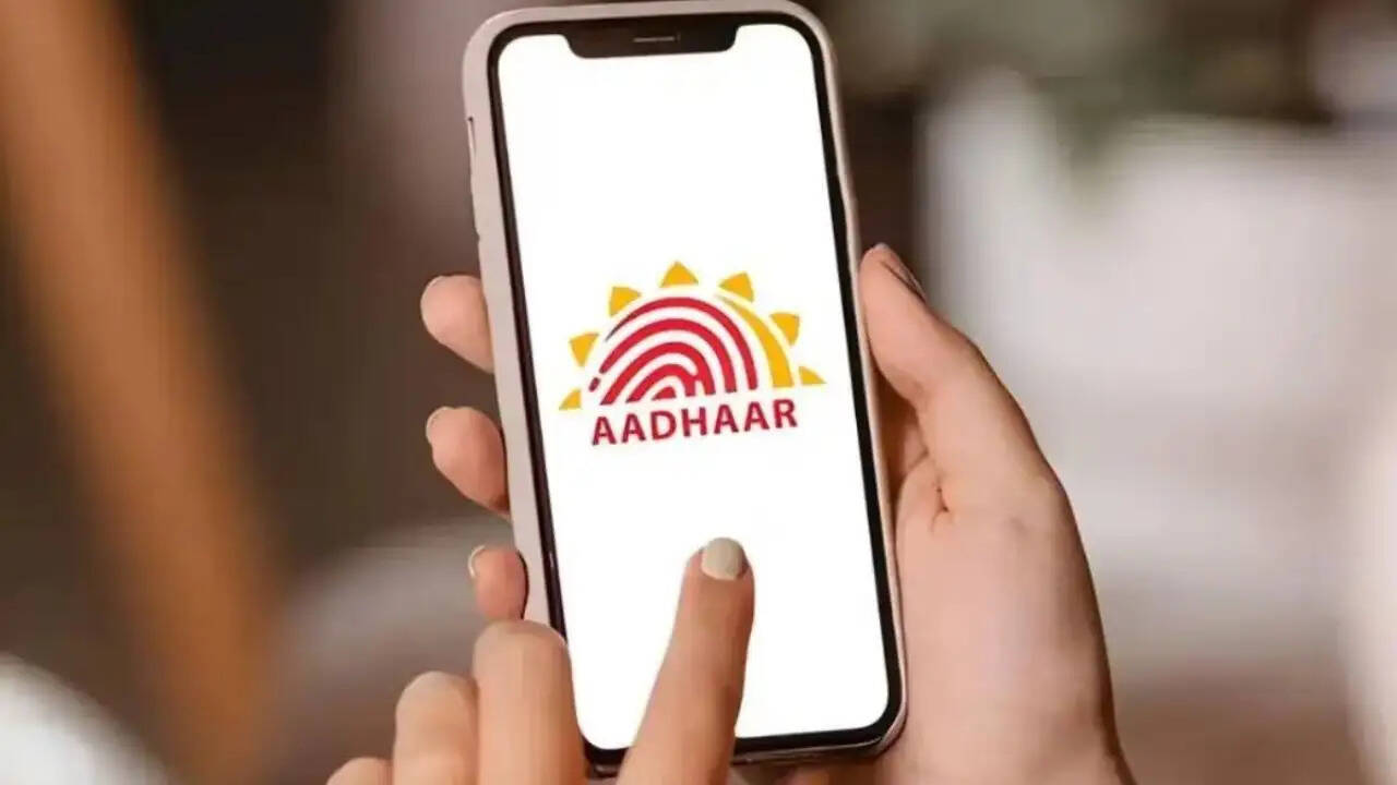 UIDAI की नई सेवा: बिना OTP के आधार कार्ड के लिए आवेदन करें