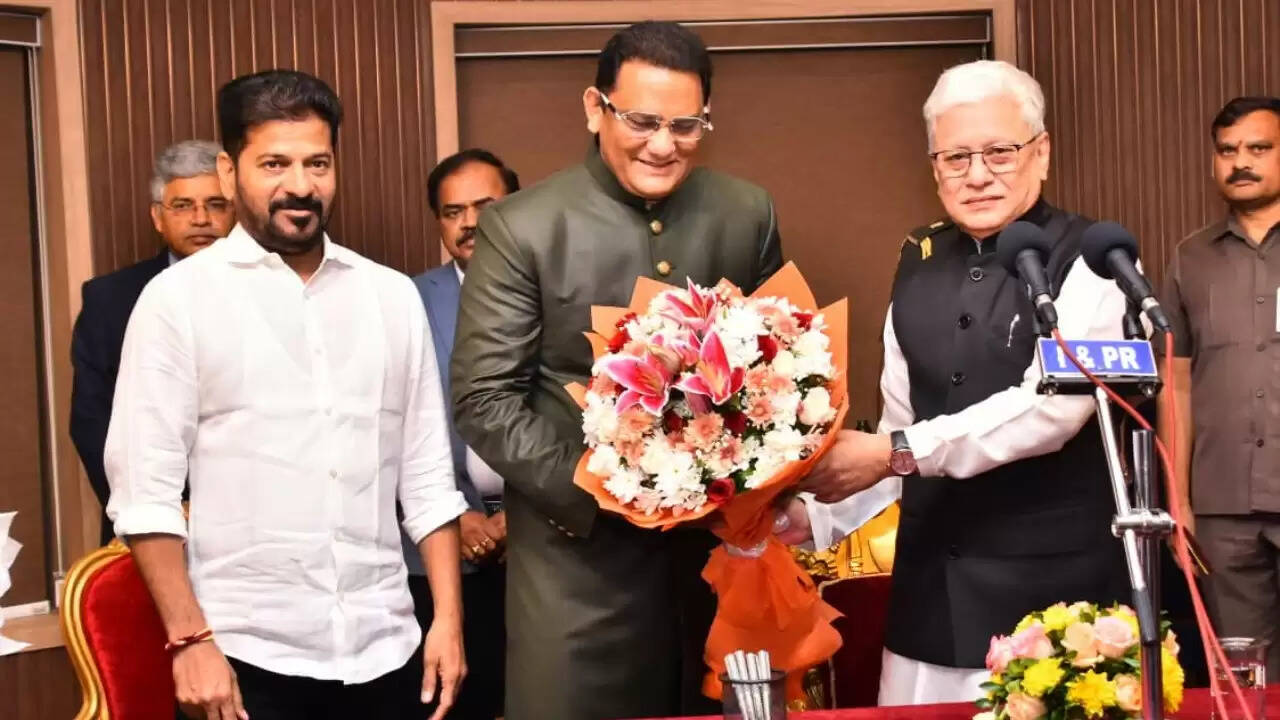 तेलंगाना में अजहरुद्दीन को मंत्री पद की शपथ, जुबली हिल्स उपचुनाव पर चर्चा
