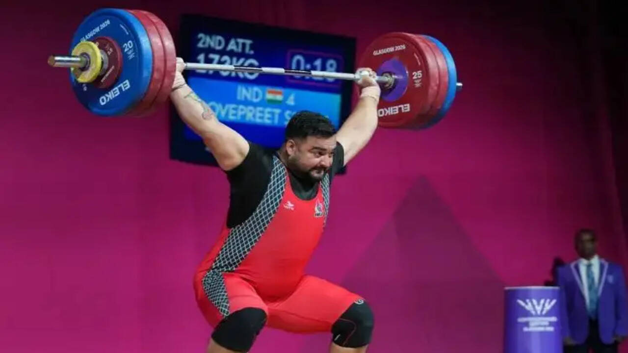 लवप्रीत सिंह ने कॉमनवेल्थ गेम्स 2026 में रचा इतिहास, जीता सिल्वर मेडल