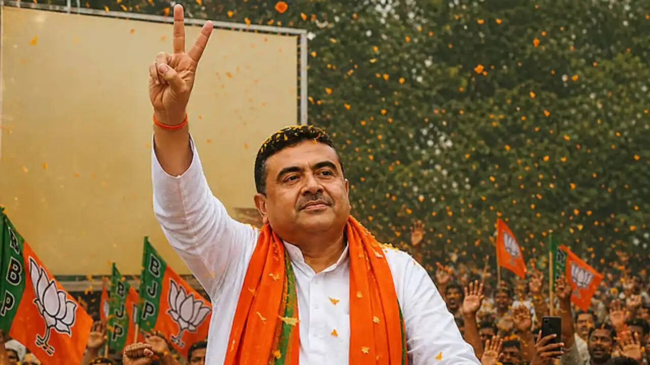 पश्चिम बंगाल में नई सरकार के बड़े फैसले: सभी नामित अधिकारियों की सेवाएं समाप्त