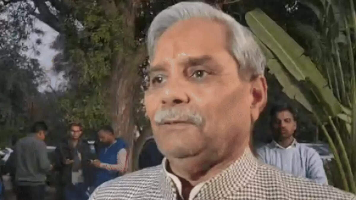 राजस्थान विधायक का विवादास्पद बयान: सुहागरात के फोटो खींचने की बात