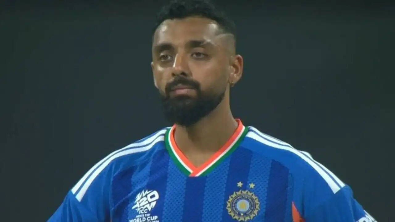 भारत की फाइनल में पहुंचने की कहानी: संजू सैमसन और वरुण चक्रवर्ती की चर्चा