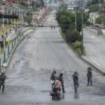 बीरगंज नेपाल में तनाव के चलते कर्फ्यू, भारत में सुरक्षा बढ़ाई गई