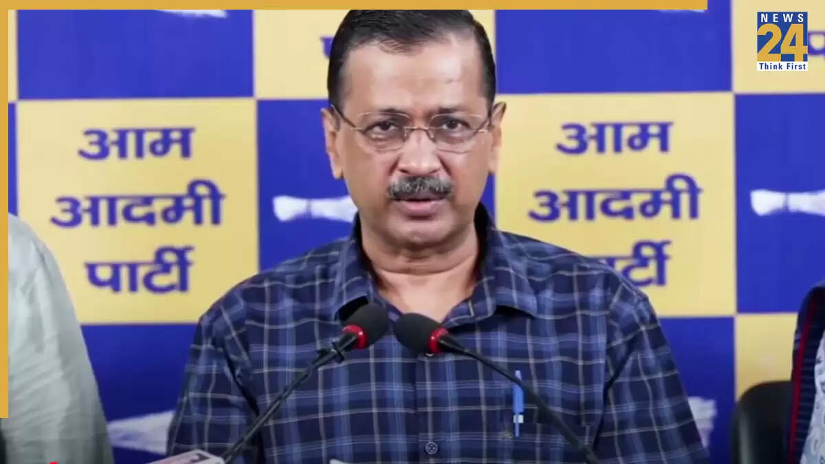 अरविंद केजरीवाल की प्रेस कॉन्फ्रेंस में ट्रंप टैरिफ पर तीखी प्रतिक्रिया