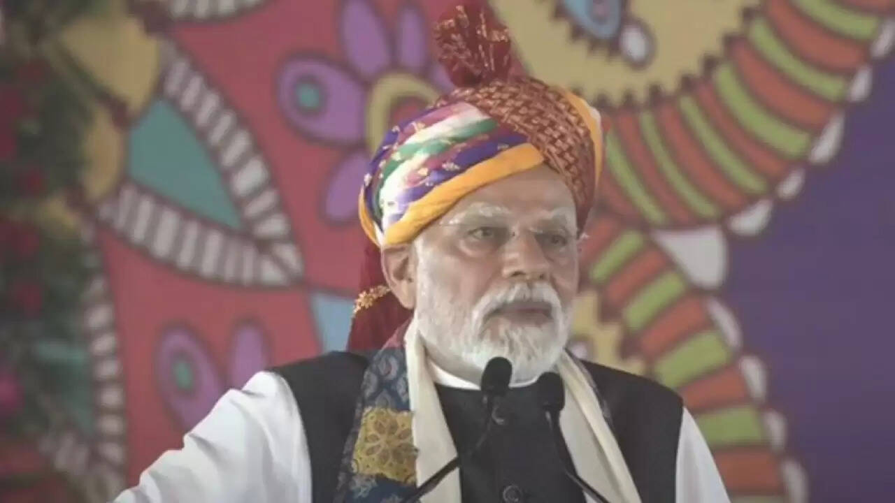 प्रधानमंत्री मोदी की बांसवाड़ा रैली: आत्मनिर्भर भारत का संकल्प