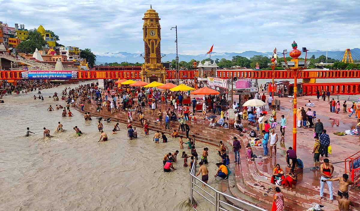 गंगा दशहरा: गंगा के अवतरण की महिमा और पूजा विधि