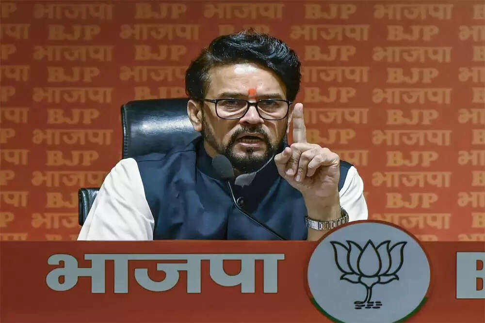 अनुराग ठाकुर का विवादास्पद बयान: हनुमान जी पहले अंतरिक्ष यात्री?