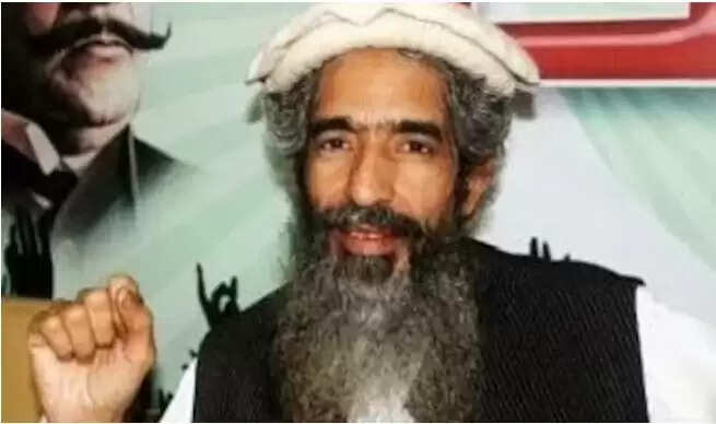 लश्कर-ए-तैयबा के संस्थापक अमीर हमजा पर हमला, गंभीर रूप से घायल