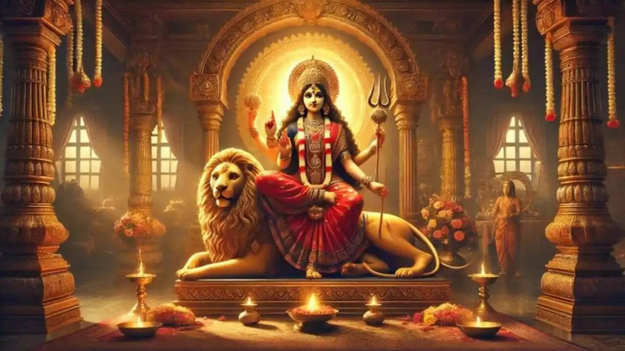 शारदीय नवरात्रि 2025: देवी दुर्गा की पूजा का पर्व