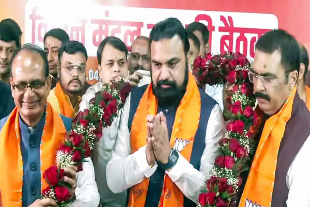 बिहार में सम्राट चौधरी बने नए मुख्यमंत्री, नीतीश कुमार का इस्तीफा