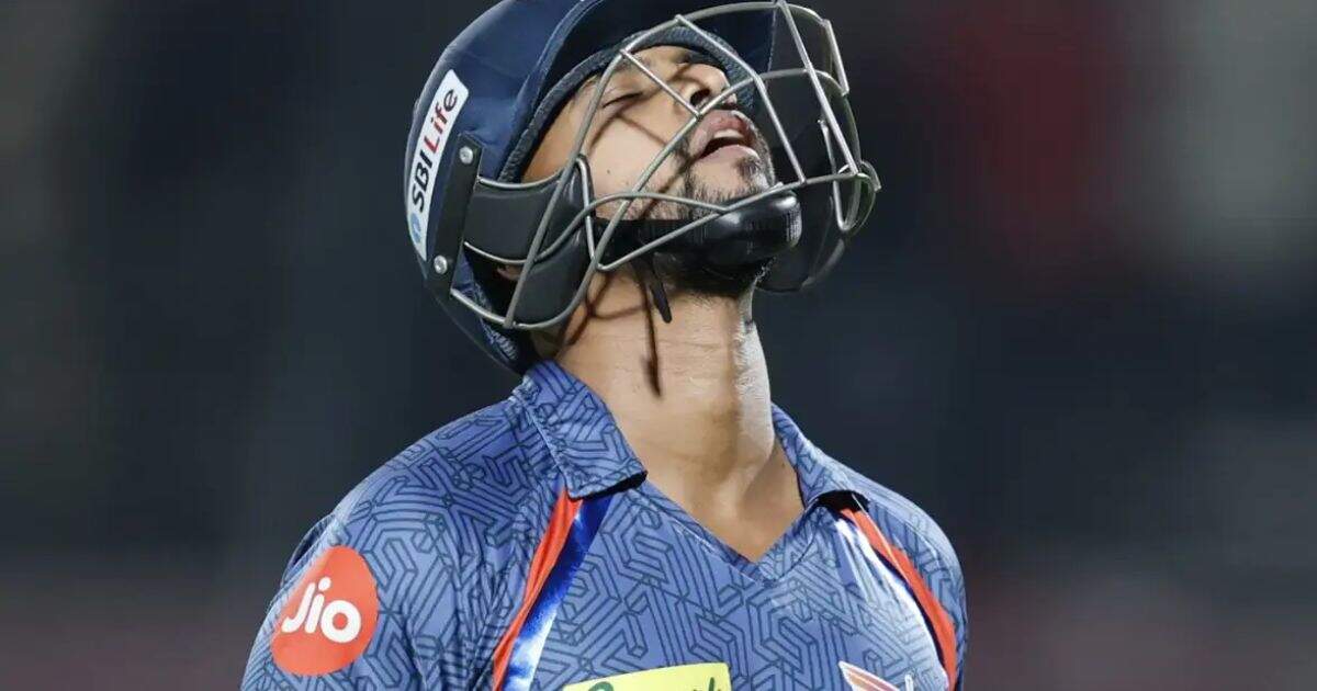 निकोलस पूरन ने क्रिकेट से लिया संन्यास, 12,000 से अधिक रन बनाए