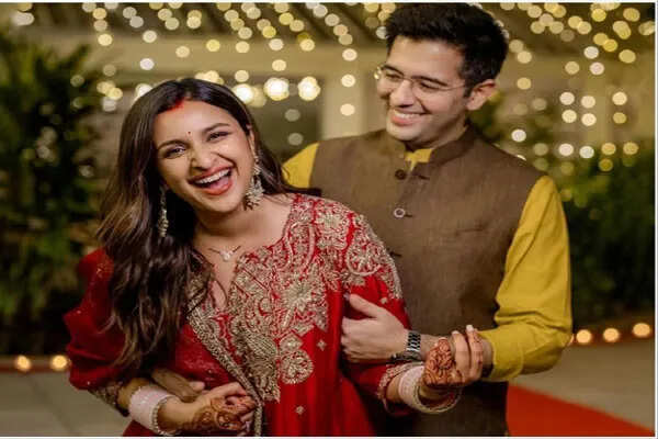 परिणीति चोपड़ा और राघव चड्ढा के घर आई नन्ही खुशी