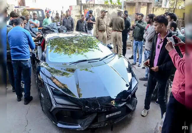 कानपुर में लैंबॉर्गिनी कार हादसे पर कोर्ट का महत्वपूर्ण फैसला