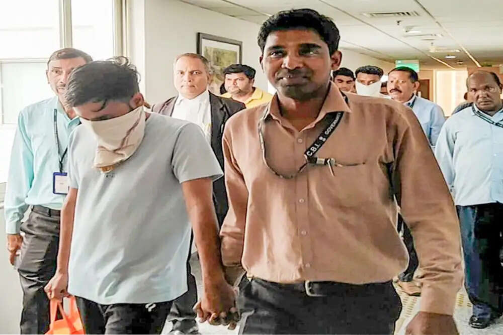 नीट यूजी पेपर लीक मामले में सीबीआई की जांच तेज, मुख्य आरोपी की कस्टडी बढ़ाई गई