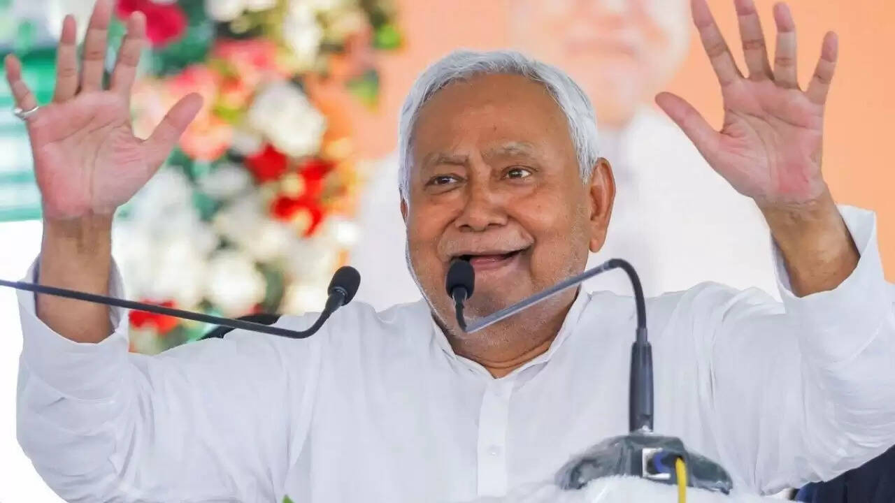 बिहार की महिला रोजगार योजना में हुई बड़ी चूक, दिव्यांगों के खातों में गई राशि