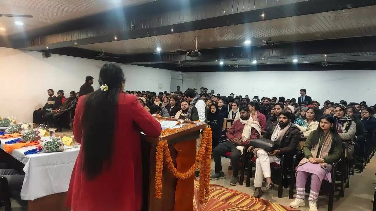 राजीव गांधी कॉलेज में 'राष्ट्र प्रथम' कार्यक्रम का आयोजन