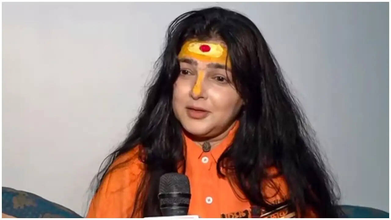 ममता कुलकर्णी की टीवी पर वापसी: लाफ्टर शेफ्स में होंगी शामिल