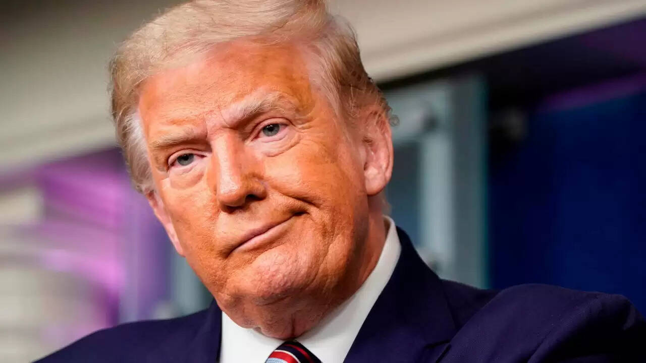 Donald Trump की चेतावनी: भारत पर रूस से तेल खरीदने का दबाव