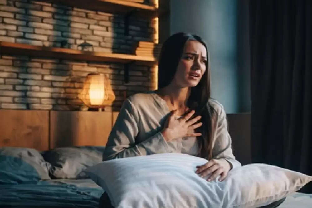 सर्दियों में किन खाद्य पदार्थों से बचें: जानें 5 महत्वपूर्ण बातें