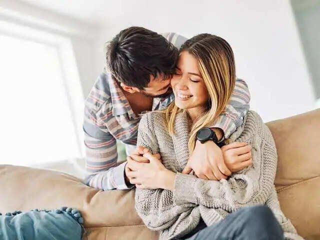 रिश्तों में ग्रीन फ्लैग्स: स्वस्थ संबंधों के संकेत
