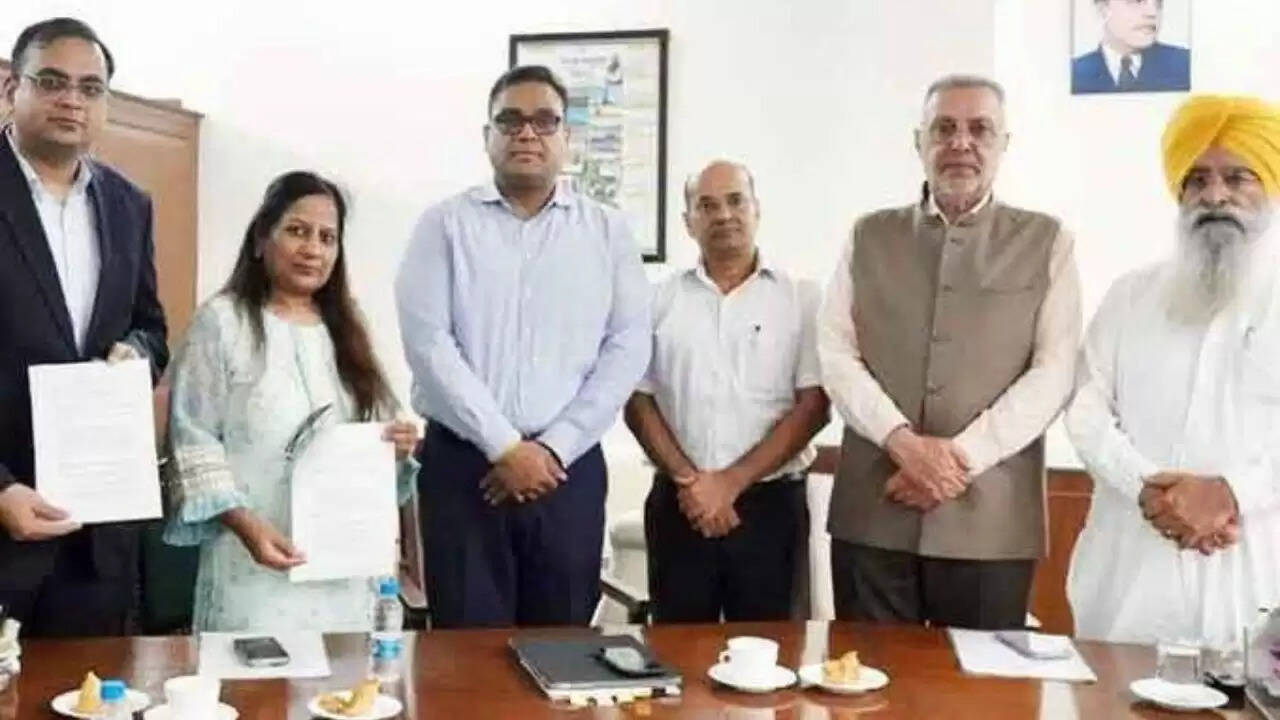 पंजाब का एक्शन प्लान-2025: पराली को 'हरा सोना' बनाने की दिशा में बड़ा कदम