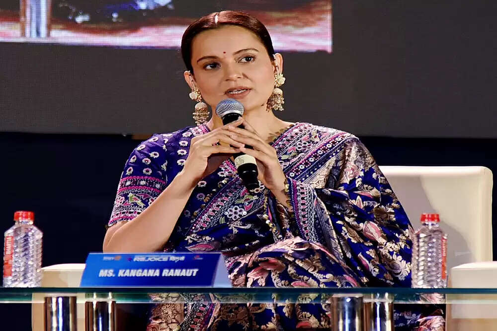 भारतीय महिला क्रिकेट टीम ने 2025 विश्व कप जीता, कंगना रनौत और नेताओं ने दी बधाई