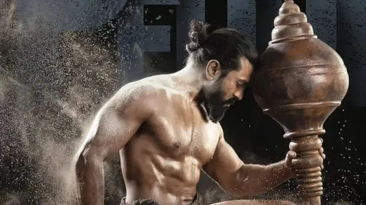 पेड्डी फिल्म ने बॉक्स ऑफिस पर तोड़े रिकॉर्ड, 14 दिनों में कमाए करोड़ों