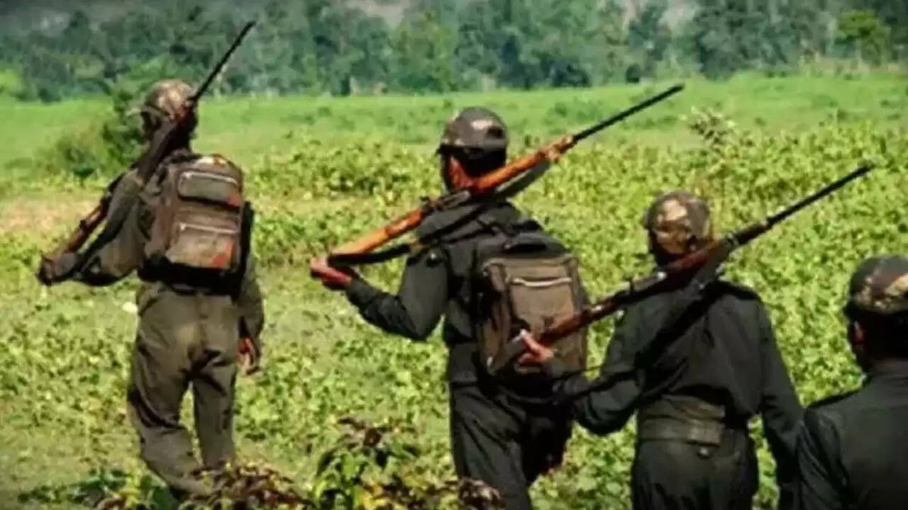 छत्तीसगढ़ में नक्सलियों ने स्वतंत्रता दिवस पर तिरंगा फहराने वाले ग्रामीण की हत्या की