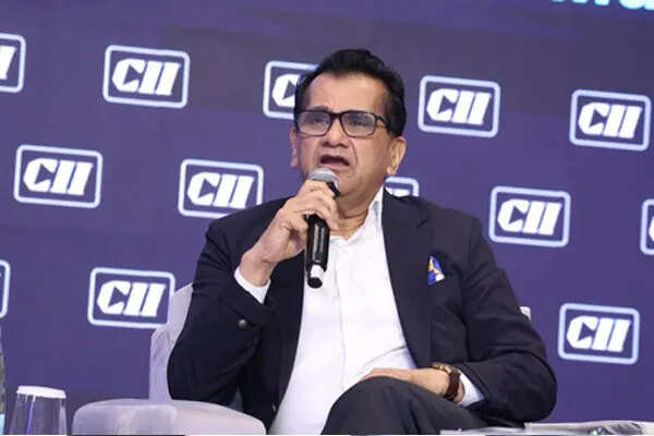 भारत के एआई मॉडल्स से वैश्विक समस्याओं का समाधान: अमिताभ कांत
