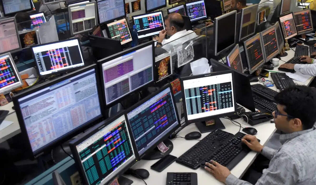 घरेलू शेयर बाजार में लगातार तीसरे दिन तेजी, सेंसेक्स और निफ्टी में बढ़त