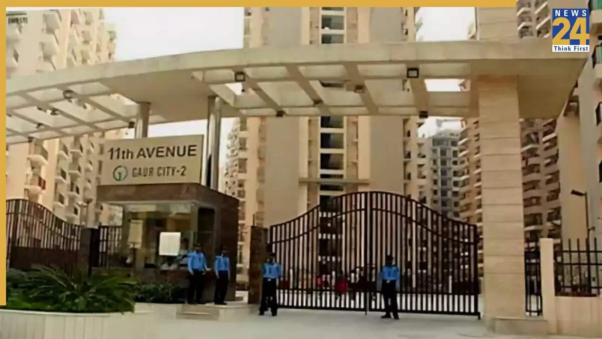 ग्रेटर नोएडा वेस्ट में 3.5 करोड़ रुपये की पेंटिंग विवाद पर डिप्टी रजिस्ट्रार का निर्णय