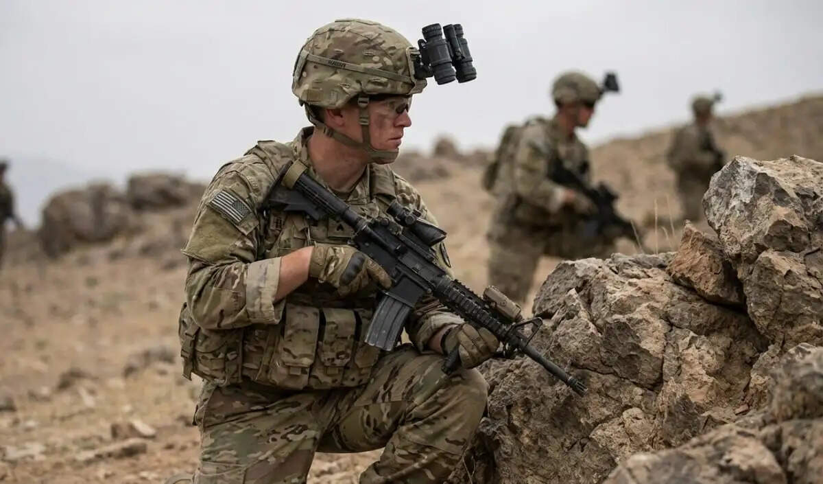 SEAL Team 6 का साहसिक मिशन: घायल एयरमैन को बचाने की कहानी