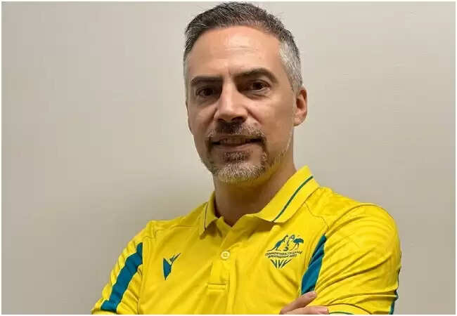 भारतीय महिला बॉक्सिंग टीम के नए हेड कोच बने सैंटियागो नीवा