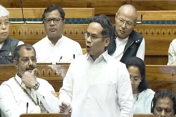 गौरव गोगोई ने संसद में उठाए गंभीर सवाल, पहलगाम आतंकी हमले पर सरकार को घेरा