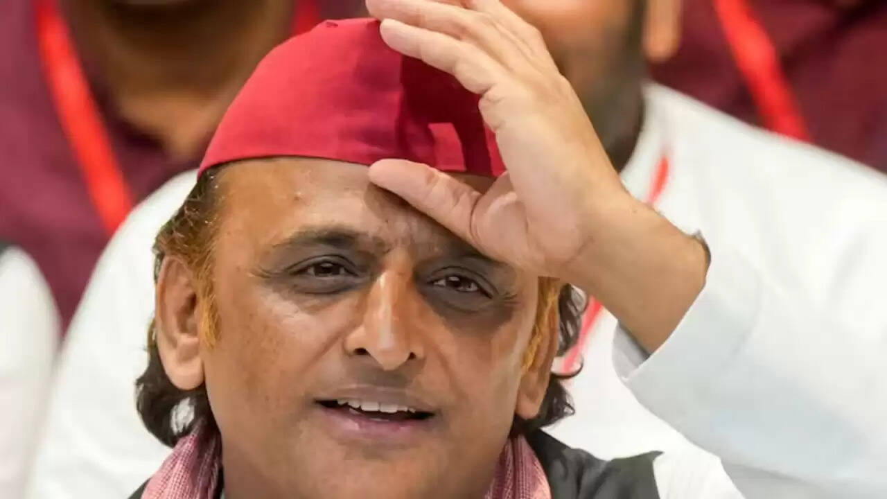 समाजवादी पार्टी का नया कदम: आगरा में संगठनात्मक बदलाव से बढ़ेगी पीडीए वर्ग की भागीदारी