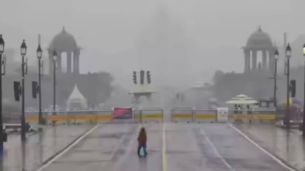 दिल्ली-एनसीआर में मौसम में बदलाव की संभावना, ठंड से मिलेगी राहत