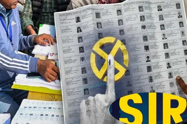 गुजरात में वोटर लिस्ट में गंभीर विसंगतियां: 17 लाख मृत मतदाता शामिल