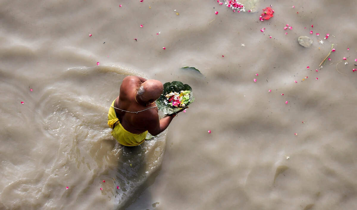 पितृ दोष: पहचान और निवारण के उपाय