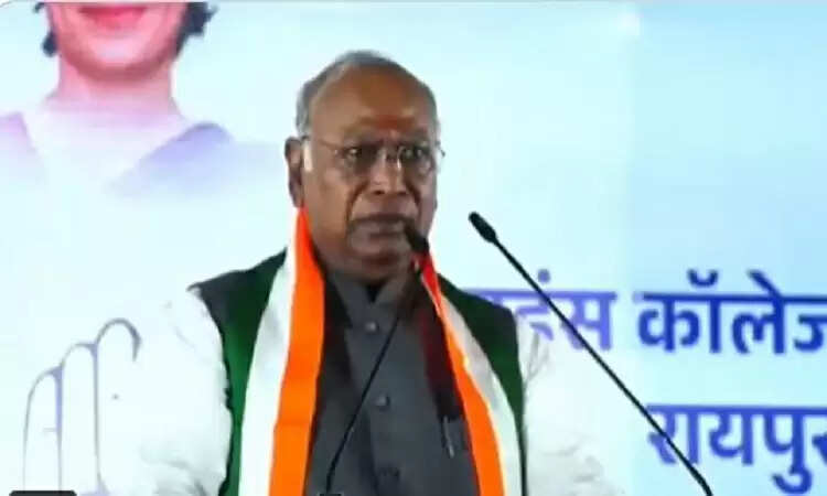 कांग्रेस अध्यक्ष खरगे ने मोदी सरकार पर उठाए गंभीर सवाल, कहा- देश को बचाने के लिए एकजुट होना होगा