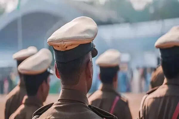 पंजाब पुलिस में बड़े पैमाने पर अधिकारियों के तबादले और नई तैनातियां