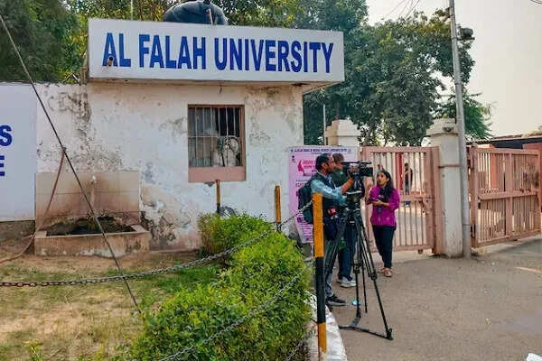 अल-फलाह विश्वविद्यालय पर ED की कार्रवाई, मनी लॉन्ड्रिंग के आरोप