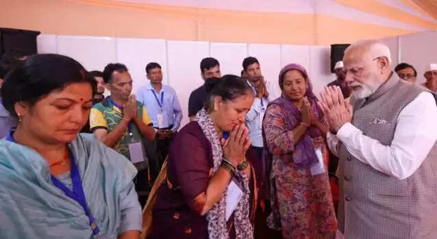 उत्तराखंड में आपदा राहत के लिए पीएम मोदी ने 1200 करोड़ रुपये का पैकेज घोषित किया