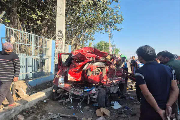 सोनीपत में तेज रफ्तार ट्रक की टक्कर से दो महिलाओं की मौत, चार घायल