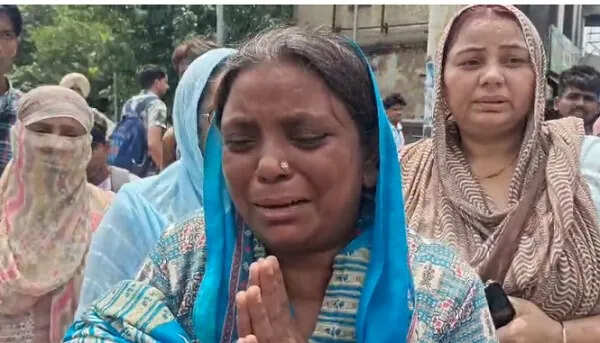 जालंधर में गोली लगने से युवक की मौत, परिजनों का प्रदर्शन
